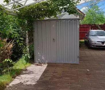 Гараж для квадроцикла в светло-сером цвете в дер. Голиково, г.о. Клин, МО