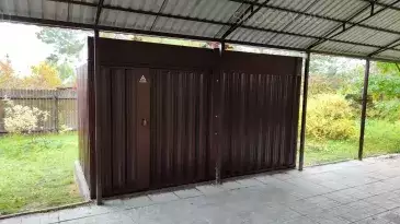 Хозблок для садовых принадлежностей в шоколадном цвете в дер. Гаврилково, Сергиево-Посадский г.о, МО